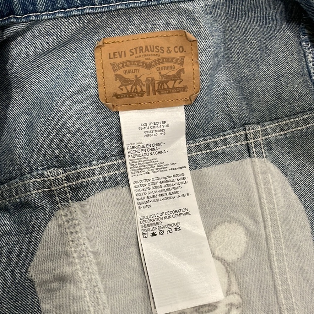 LEVI’S MICKEY MOUSE EMBROIDERED TRUCKER JACKET - Picture 6 of 6